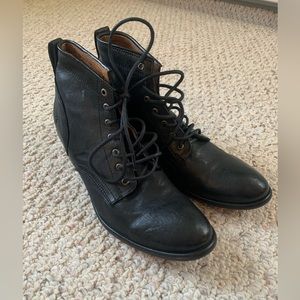 Frye booties EUC